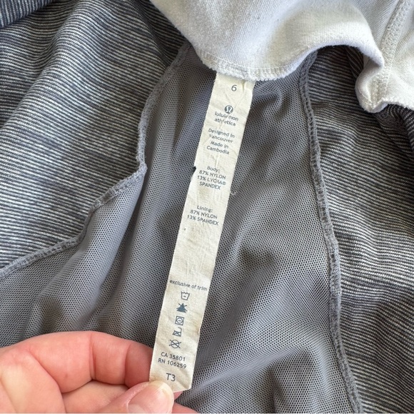 Lululemon 🍋 Define Blue Stripe Jacket - Picture 2 of 10